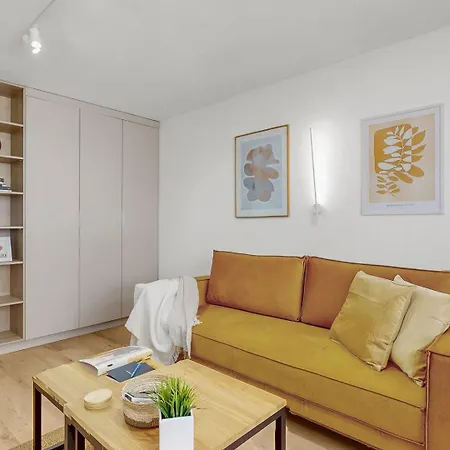 아파트 My Praga Nest Metro Szwedzka Ac&parking 바르샤바