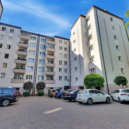 My Praga Nest Metro Szwedzka Ac&parking * 바르샤바